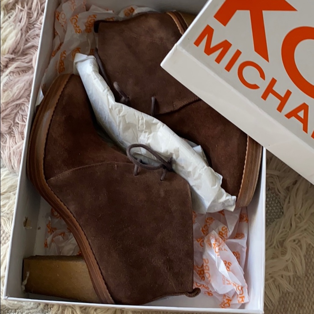 KORS LENA suede bootie Women’s 9.5